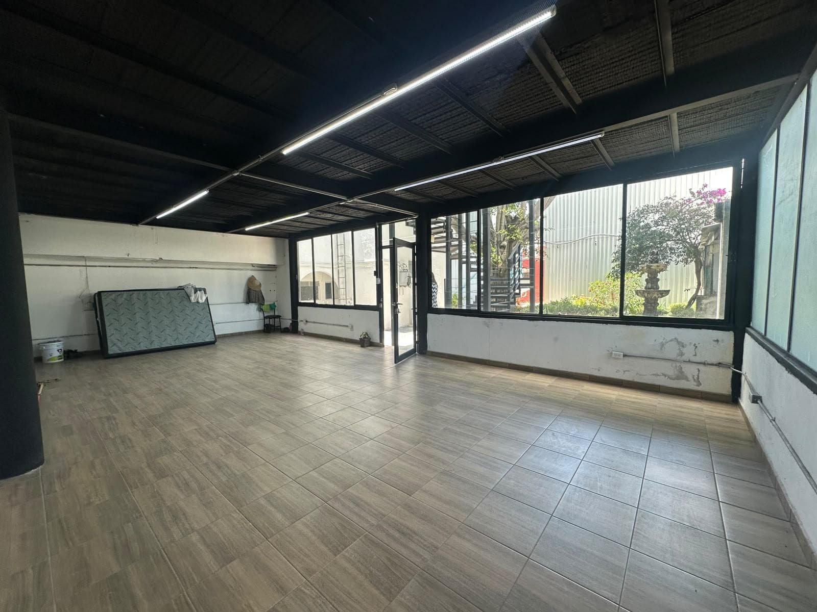 Office for Rent - Santiago Momoxpan - Puebla