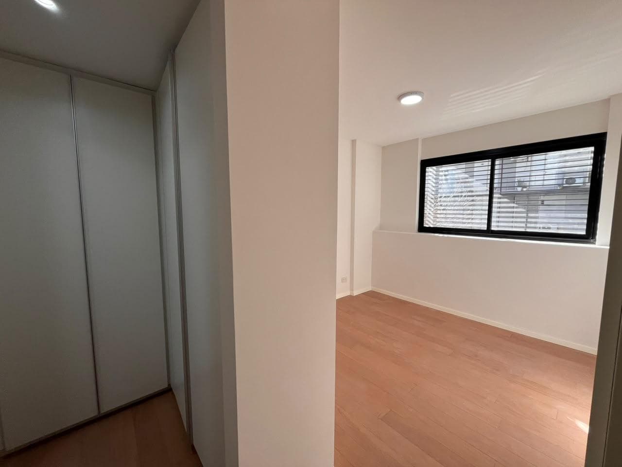FOR RENT - 2-Bedroom Apartment with Garage - Downtown, Rosario