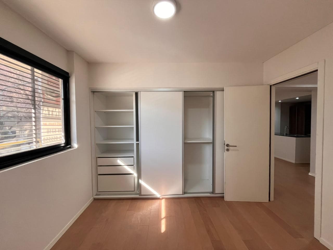 FOR RENT - 2-Bedroom Apartment with Garage - Downtown, Rosario