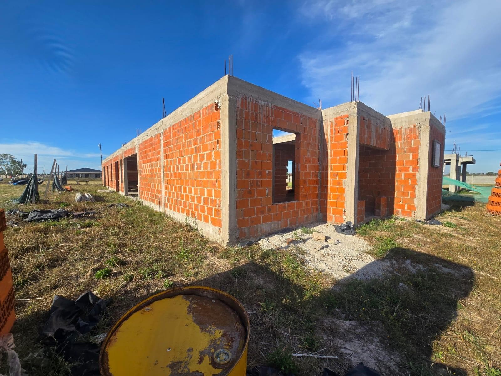 4-ROOM HOUSE FOR SALE (TO BE COMPLETED) - LAGOS DE CANNING II GATED COMMUNITY