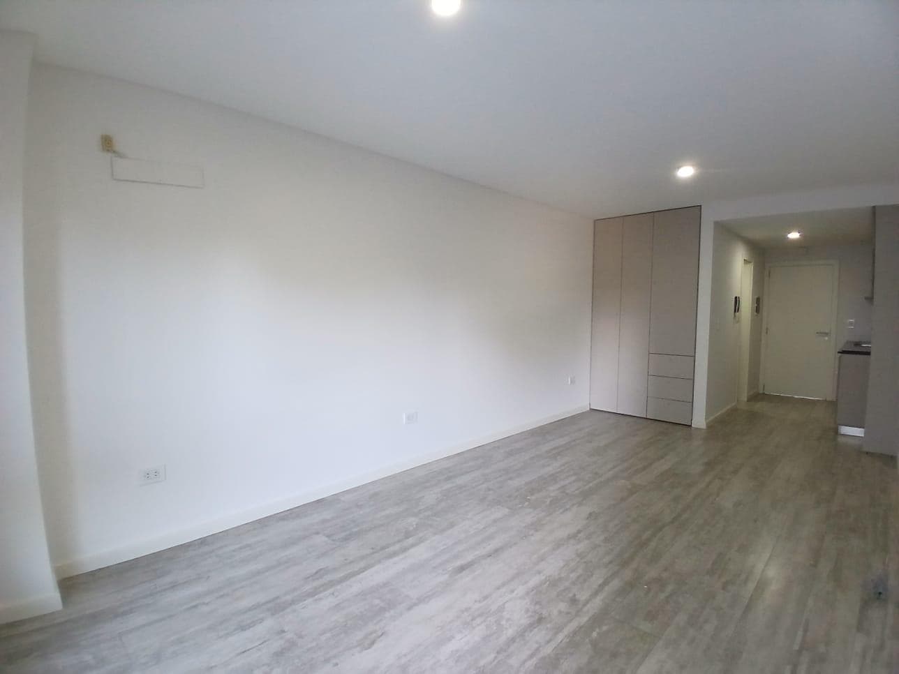 For Rent: Studio Apartment in República de la Sexta, Rosario