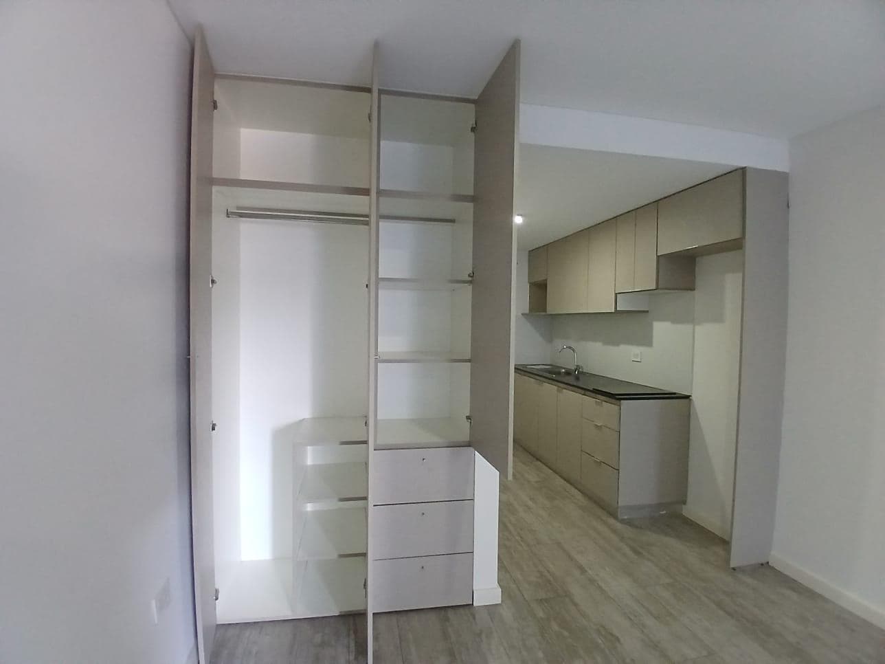 For Rent: Studio Apartment in República de la Sexta, Rosario