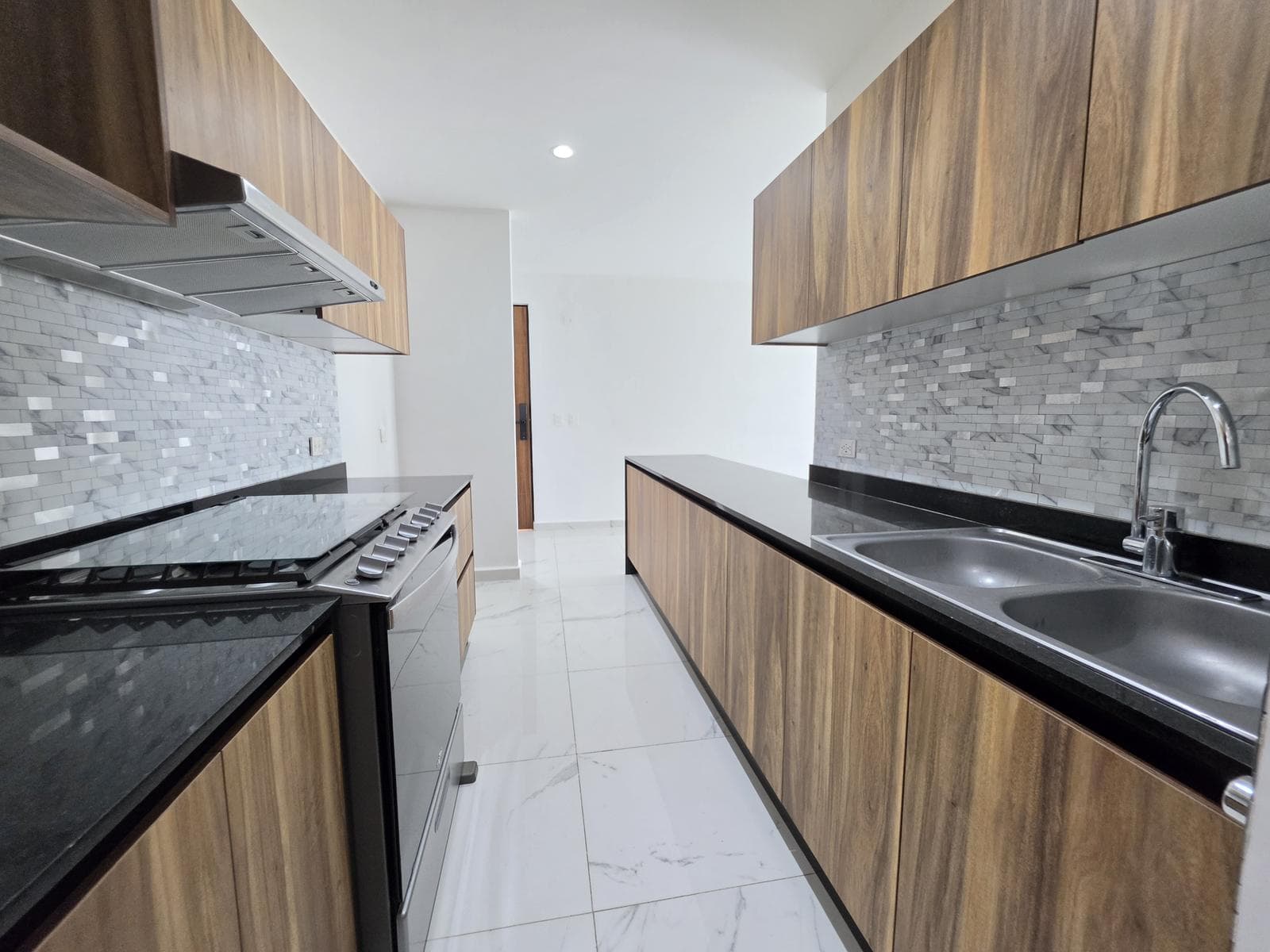 DEPARTAMENTO EN RENTA ASTORIA CANCÚN