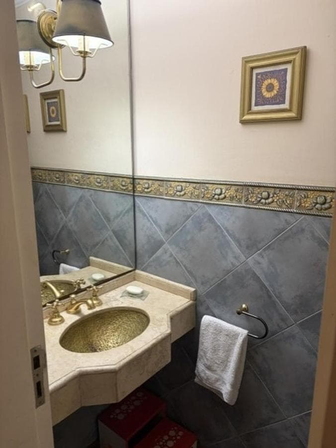 IMPRESSIVE HOUSE FOR RENT IN LAS DELICIAS
