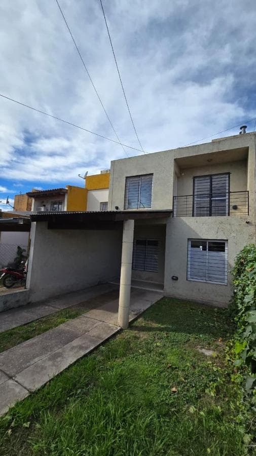 Duplex for Sale in Nuevo Poeta Lugones