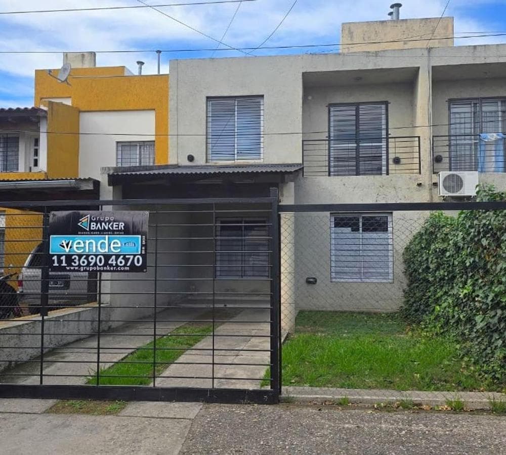 Duplex for Sale in Nuevo Poeta Lugones