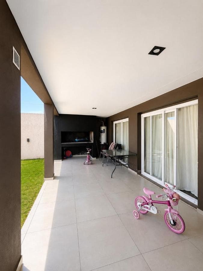 DUPLEX FOR SALE IN CUESTAS DE MANANTIALES
