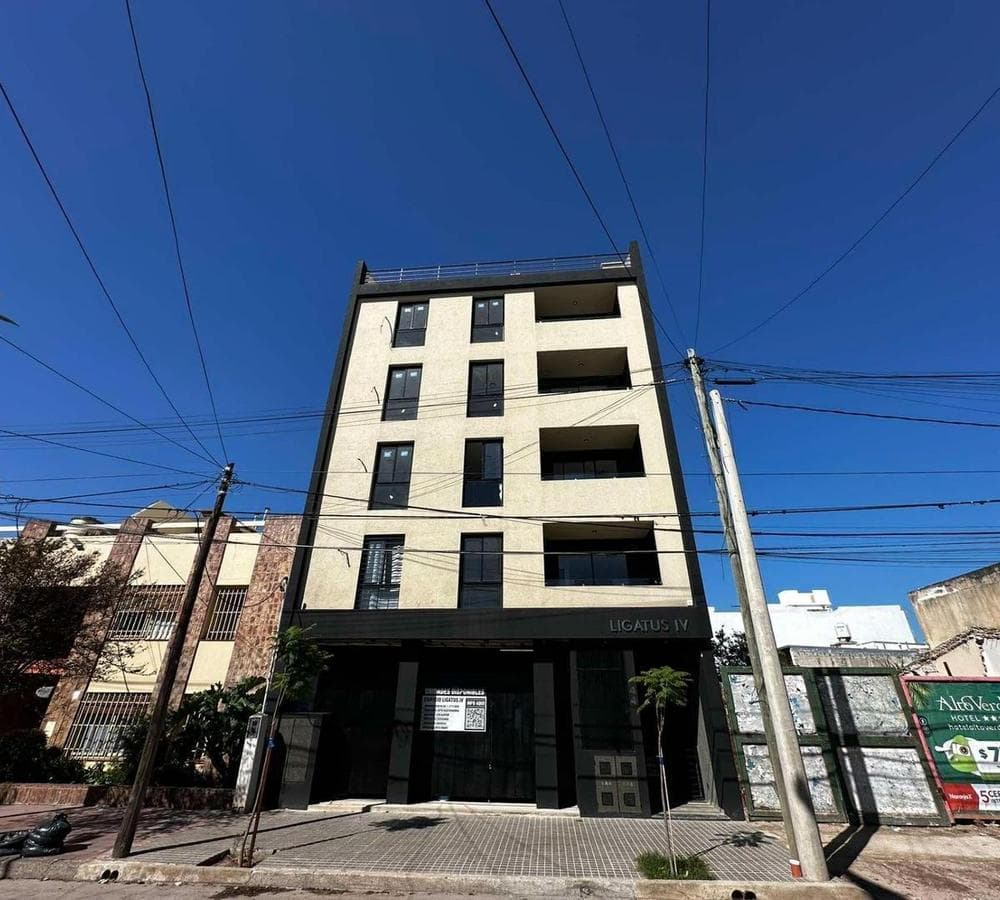 BRAND-NEW 2-BEDROOM APARTMENT IN THE ALTO ALBERDI NEIGHBORHOOD, 5TH FLOOR, C, WITH BALCONY