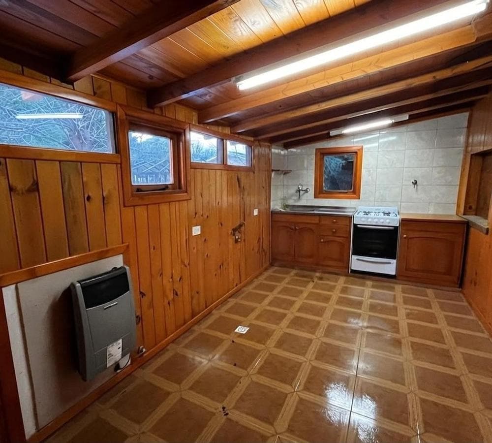 Cabin for Rent | Cat-Friendly and Includes Amenities