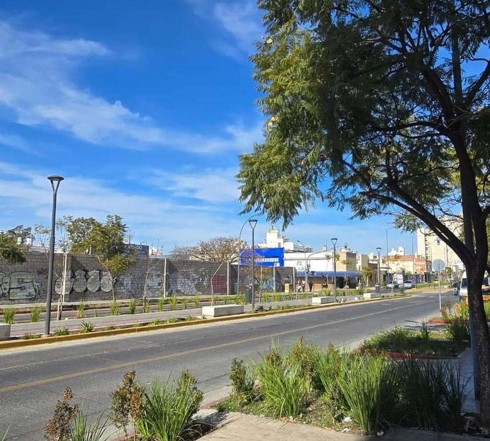 Warehouse for Rent at 765 Av. Maipu, Centro Neighborhood