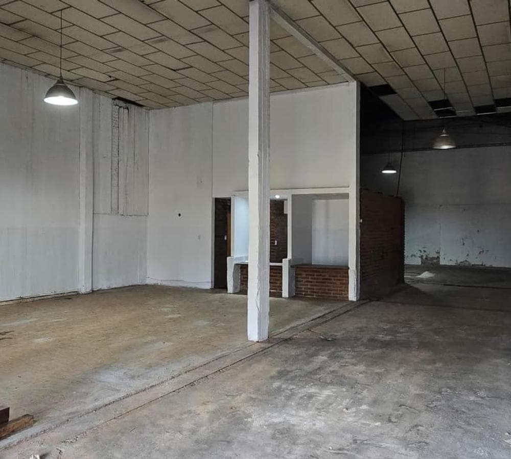 Warehouse for Rent at 765 Av. Maipu, Centro Neighborhood
