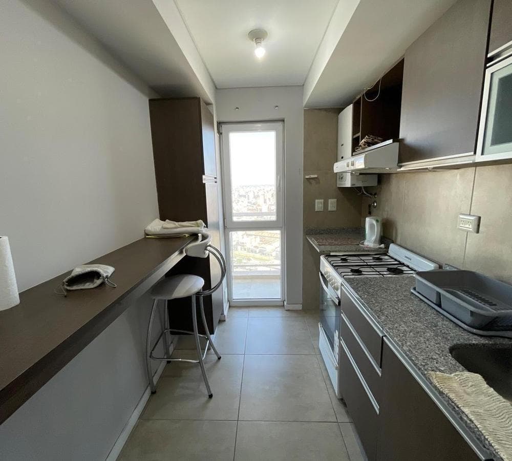 2-BEDROOM APARTMENT WITH GARAGE IN GENERAL PAZ