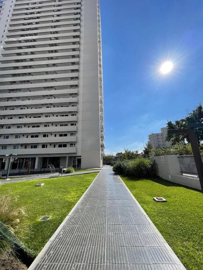 2-BEDROOM APARTMENT WITH GARAGE IN GENERAL PAZ