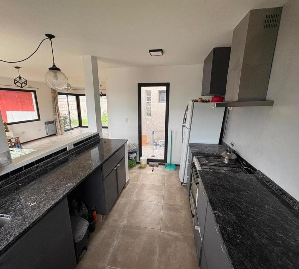 HOUSE FOR SALE ON DOCTA BOULEVARD | SMART COMMUNITY