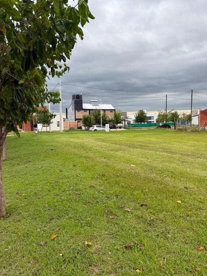 Corner Lot in Tejas 4, 420 meters