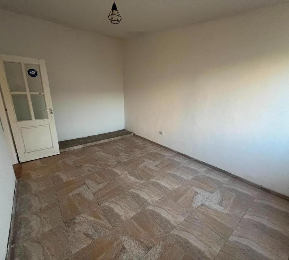 BRAND-NEW APARTMENT WITH GARAGE - SOUTH AREA