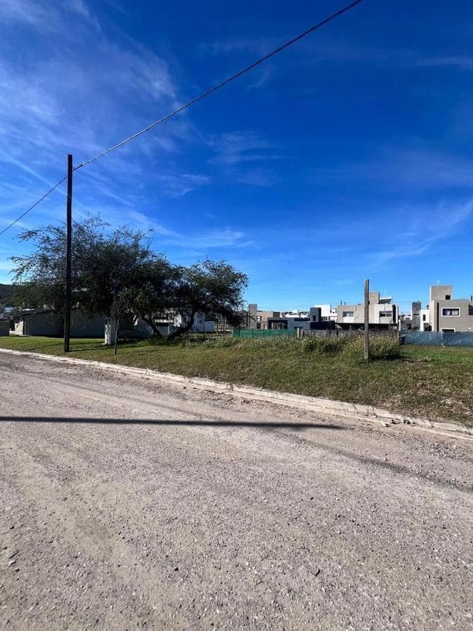 LAND FOR SALE IN TEJAS IV—EXCELLENT LOCATION