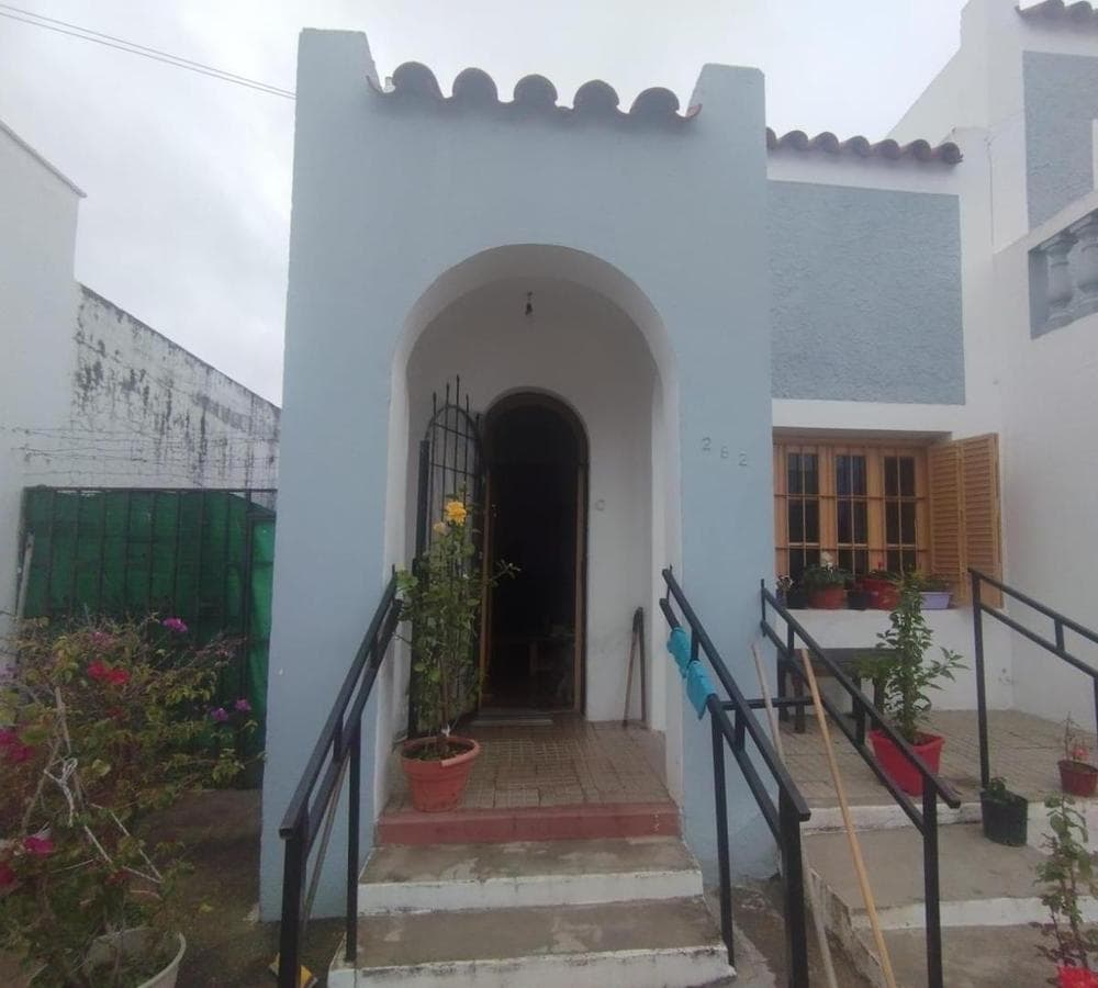 FOR SALE: Excellent OPPORTUNITY!! CENTRAL LOCATION in ALTA GRACIA