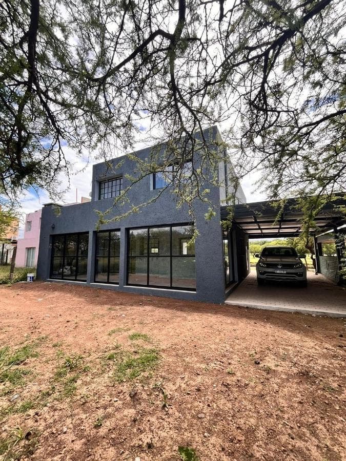 3-BEDROOM HOUSE FOR SALE IN VILLA CATALINA, RIO CEBALLOS