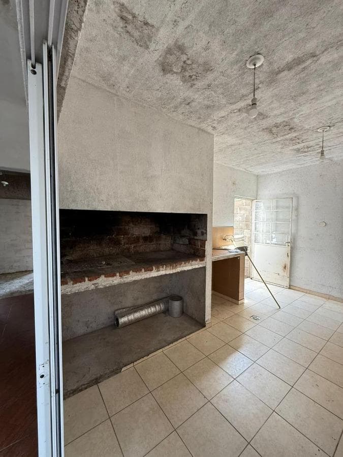 Investment Opportunity – House to Be Completed in Berrotarán