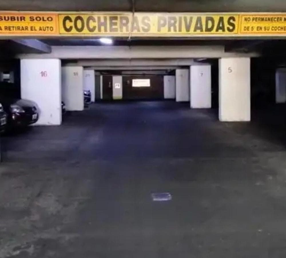GARAGE FOR SALE AT 836 COLON AVENUE