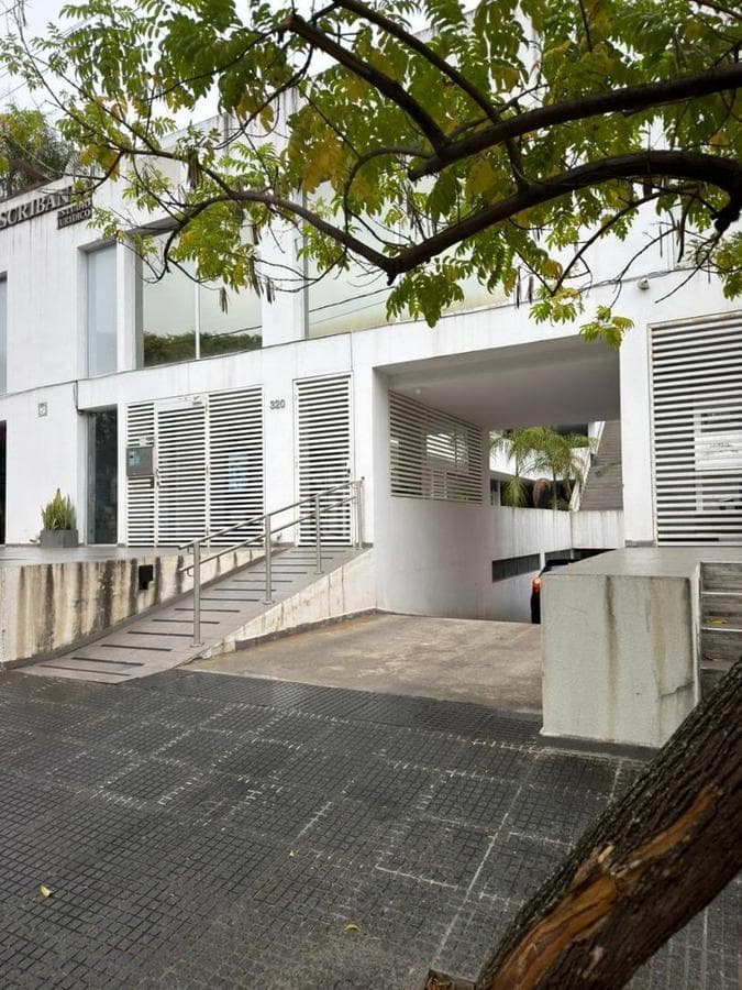 GARAGE FOR RENT AT PARAGUAY 320 - TRIBUNALES AREA