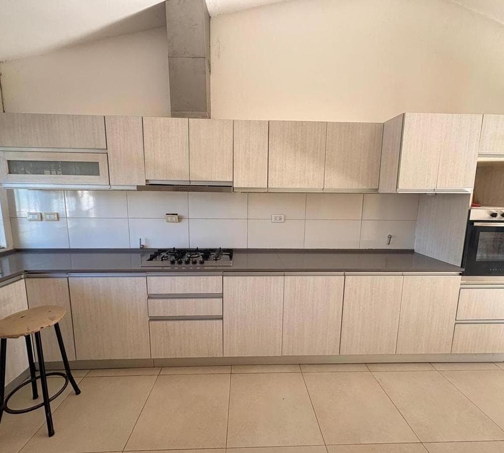 Chalet-style house for sale in the Puente Blanco neighborhood