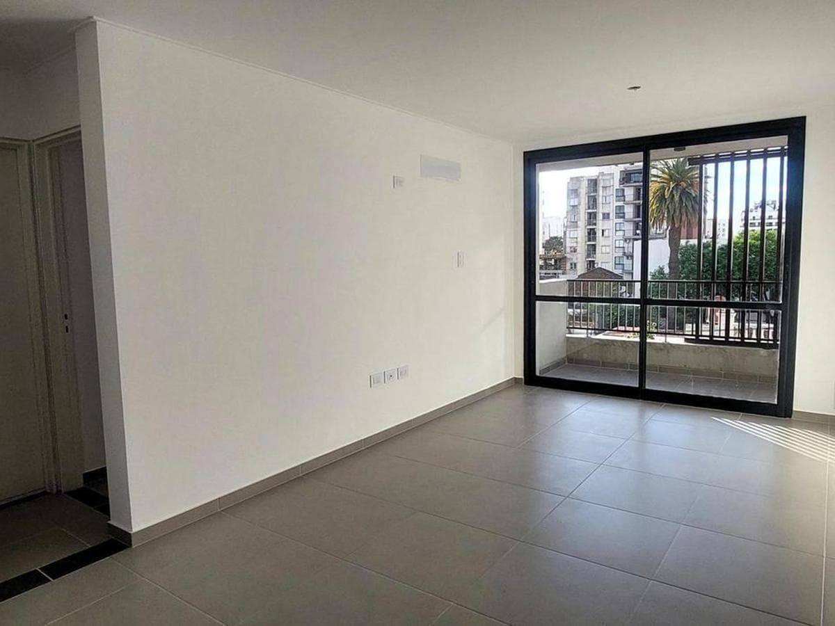1-BEDROOM APARTMENT IN THE GENERAL PAZ NEIGHBORHOOD
