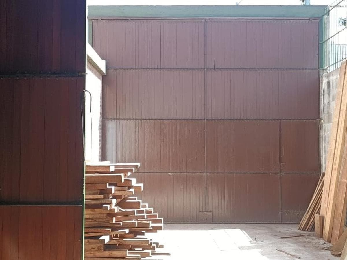 WAREHOUSE IN THE ZUMARAN NEIGHBORHOOD