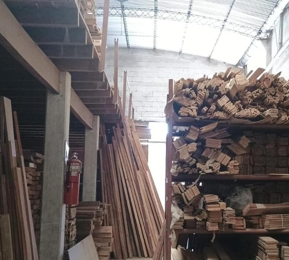 WAREHOUSE IN THE ZUMARAN NEIGHBORHOOD