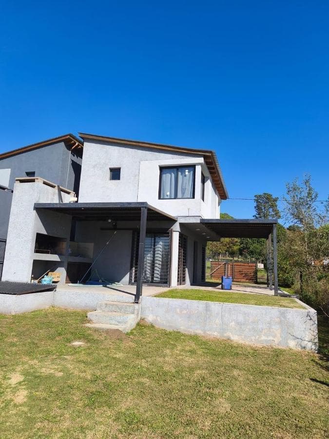 HOUSE FOR SALE IN POTRERO DE GARAY