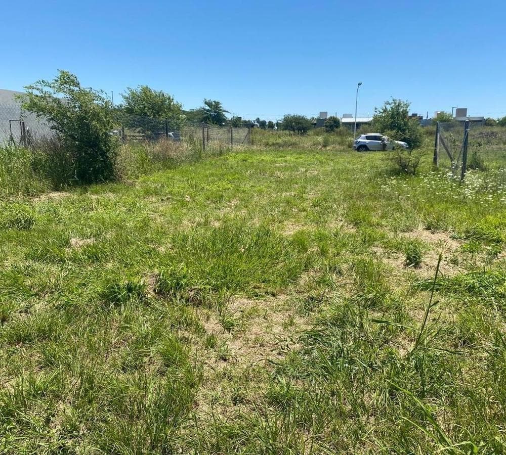 Lot for Sale in the Soles Serranos III Neighborhood, Unquillo