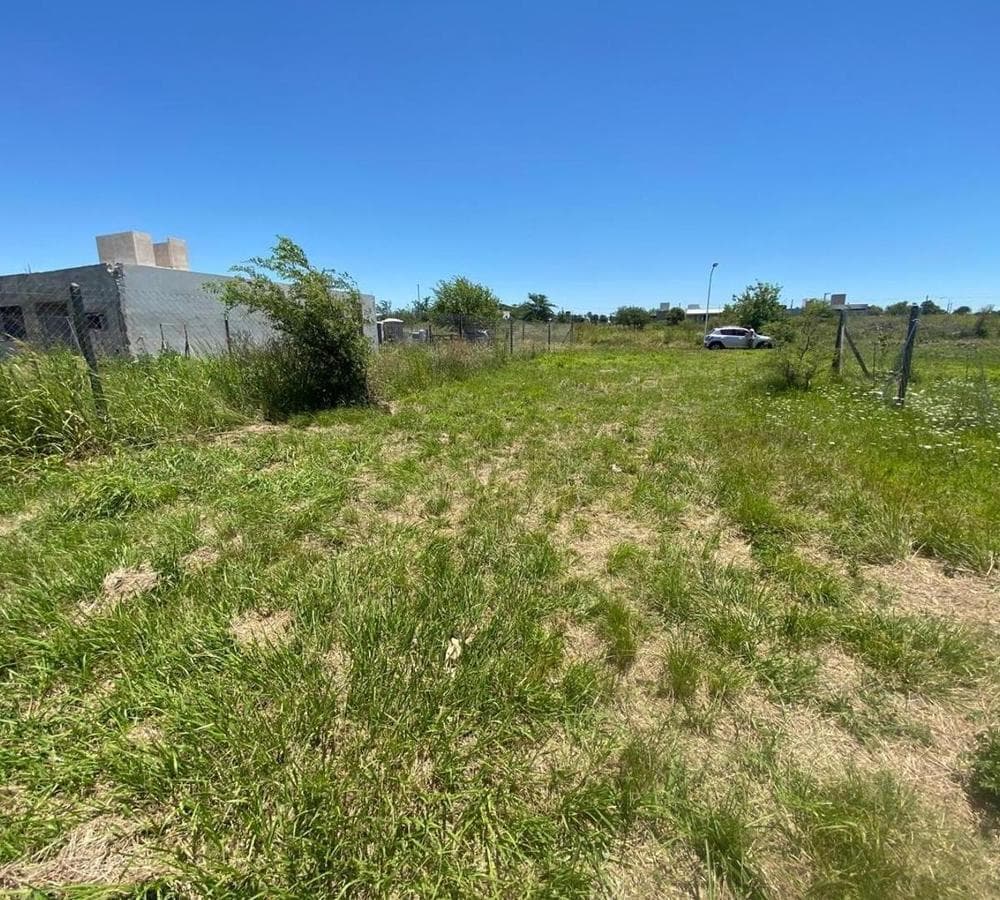 Lot for Sale in the Soles Serranos III Neighborhood, Unquillo