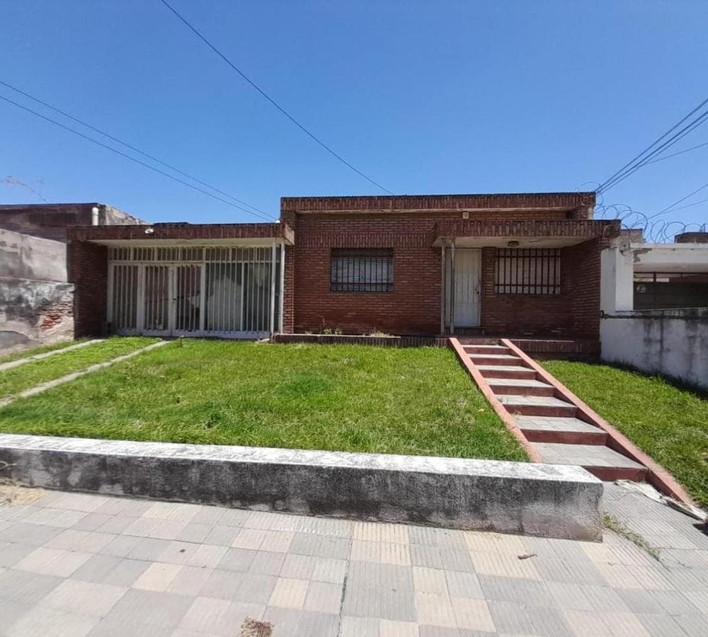 LAND FOR SALE, SUITABLE FOR DEVELOPMENT IN THE ALTO ALBERDI NEIGHBORHOOD