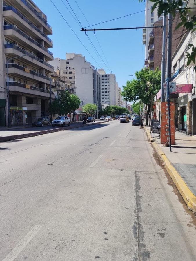 1-BEDROOM APARTMENT IN THE ALBERDI NEIGHBORHOOD