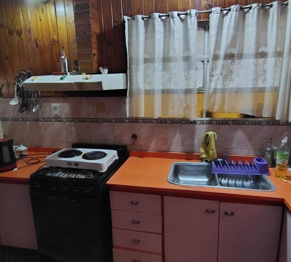 THREE-BEDROOM HOUSE FOR SALE IN LA CALERA, CORDOBA