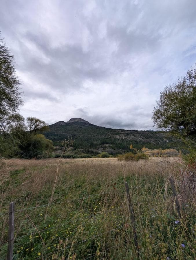 1.8-hectare plot along Route 40 - El Hoyo, Chubut