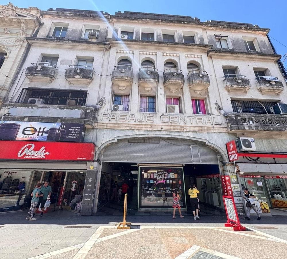 OFFICES FOR SALE ON PASAJE CENTRAL