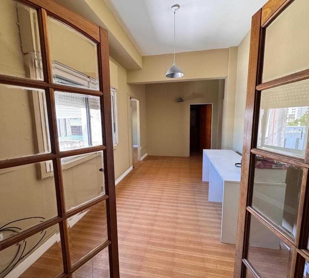 OFFICES FOR SALE ON PASAJE CENTRAL