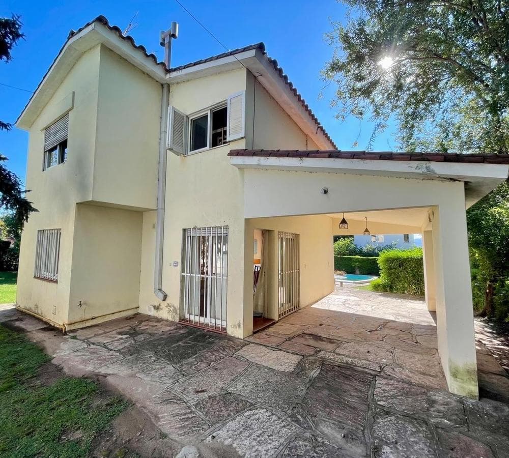 Lot + Duplex for Sale | 885 Juan Domingo Perón Ave. – Vil