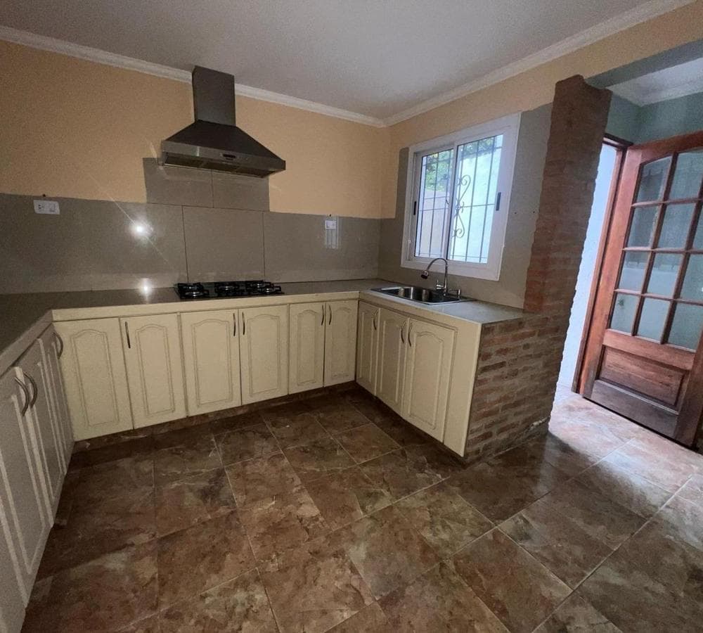 To MTS Argentine Navy Four-Bedroom House
