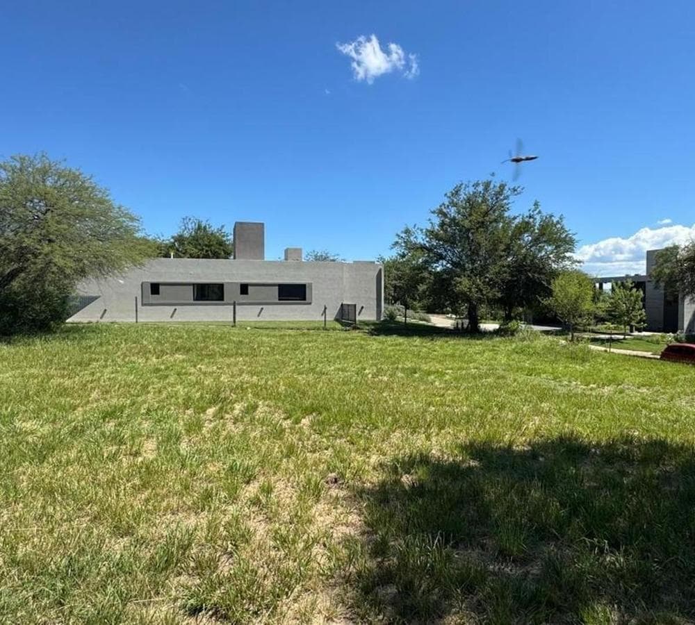 Lot for Sale: 1,000 m², Estancia El Terron, Mendiolaza