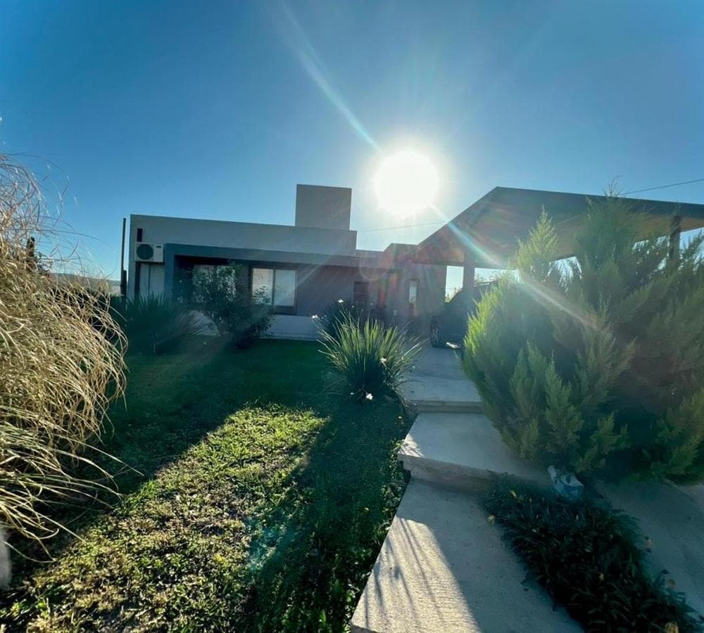 HOUSE FOR SALE IN THE TEJAS IV GATED COMMUNITY WITH A SWIMMING POOL