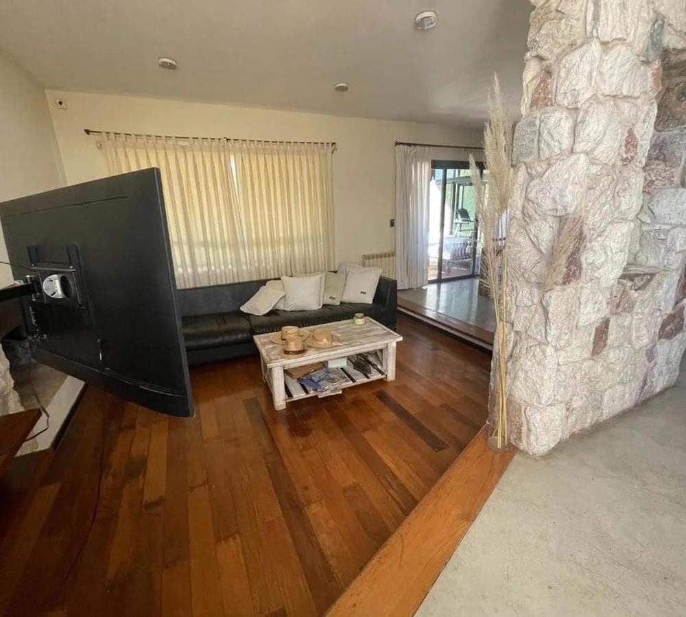 4-Bedroom House for Sale in Country SAN ISIDRO