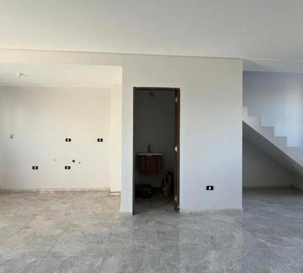 DUPLEX FOR SALE: 2 BEDROOMS, 2 BATHROOMS IN A NEARBY VALLEY