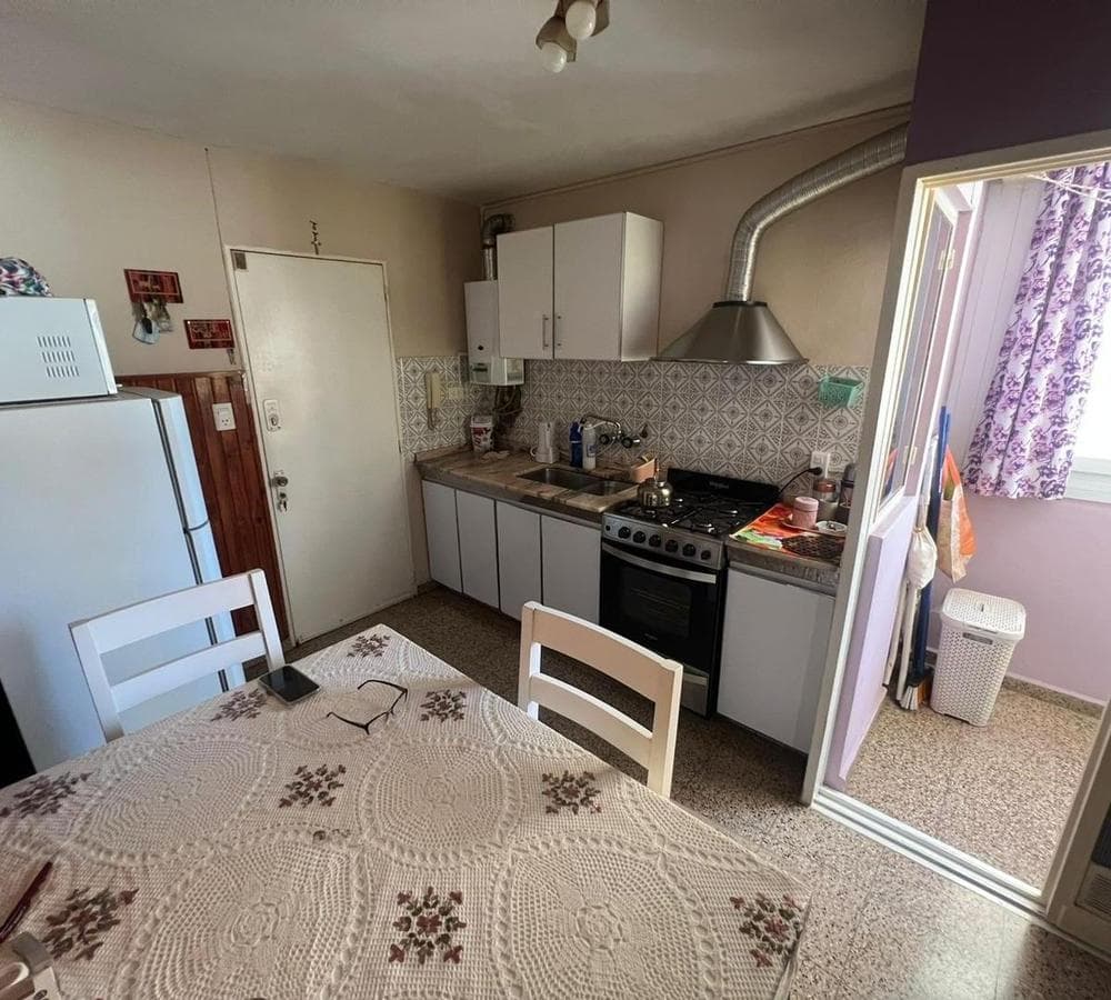 3-Bedroom Apartment • Ideal for Living or as an Investment – Downtown