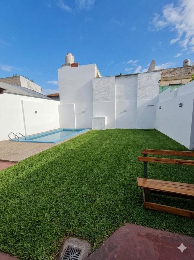 3-BEDROOM HOUSE FOR SALE WITH A POOL, 1 BLOCK FROM RICCHIERI AVENUE