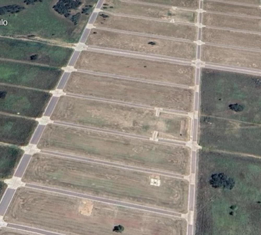 LAND AND LOT IN DOCTA CENTRAL, CORDOBA