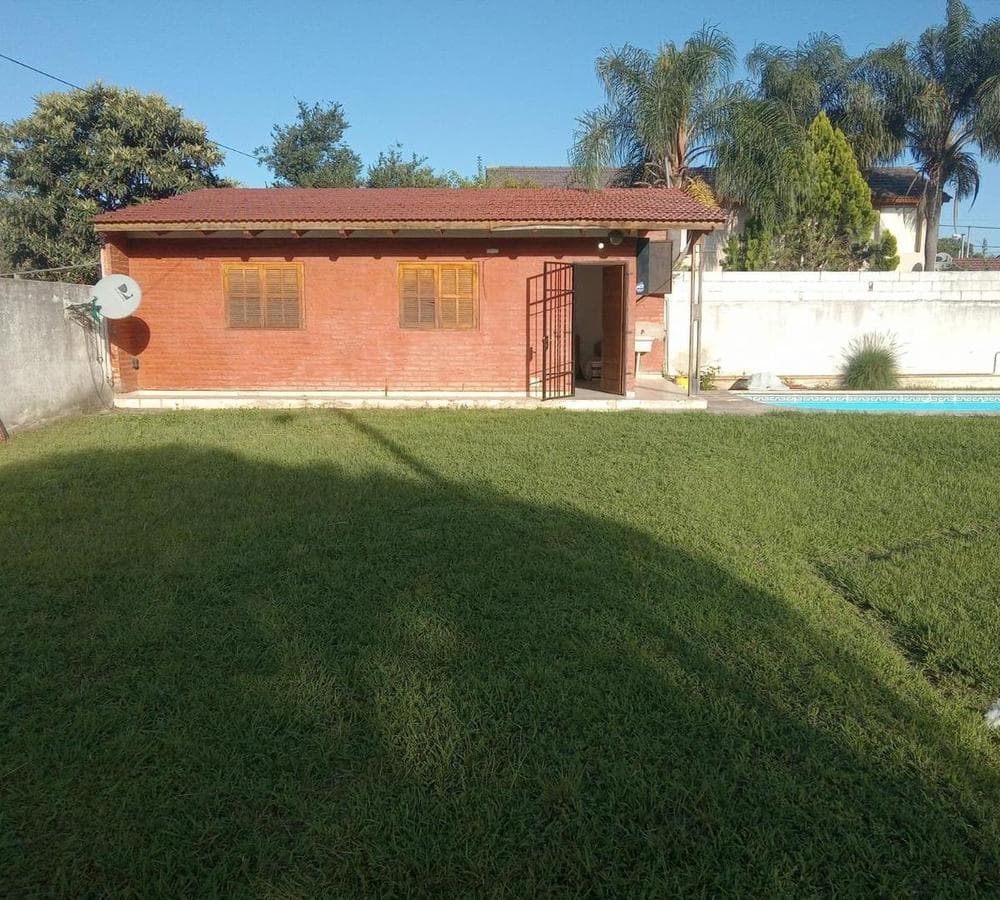FOR SALE: HOUSE AND LAND — BUSINESS OPPORTUNITY — ARGUELLO