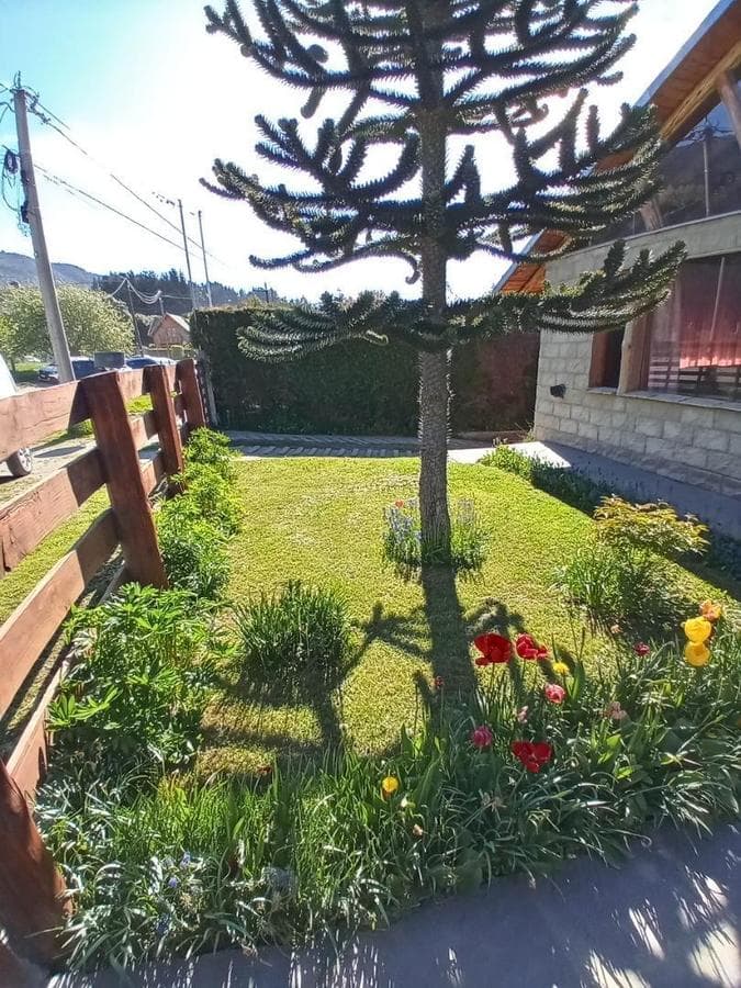 3-bedroom house with a spacious garage